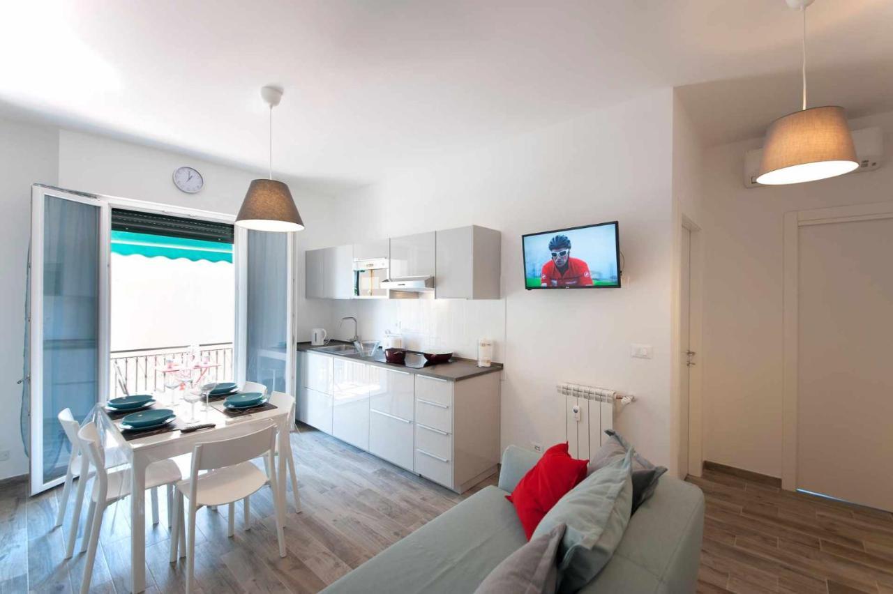 Cipriani 5 Rivieraholiday Pietra Ligure Luaran gambar